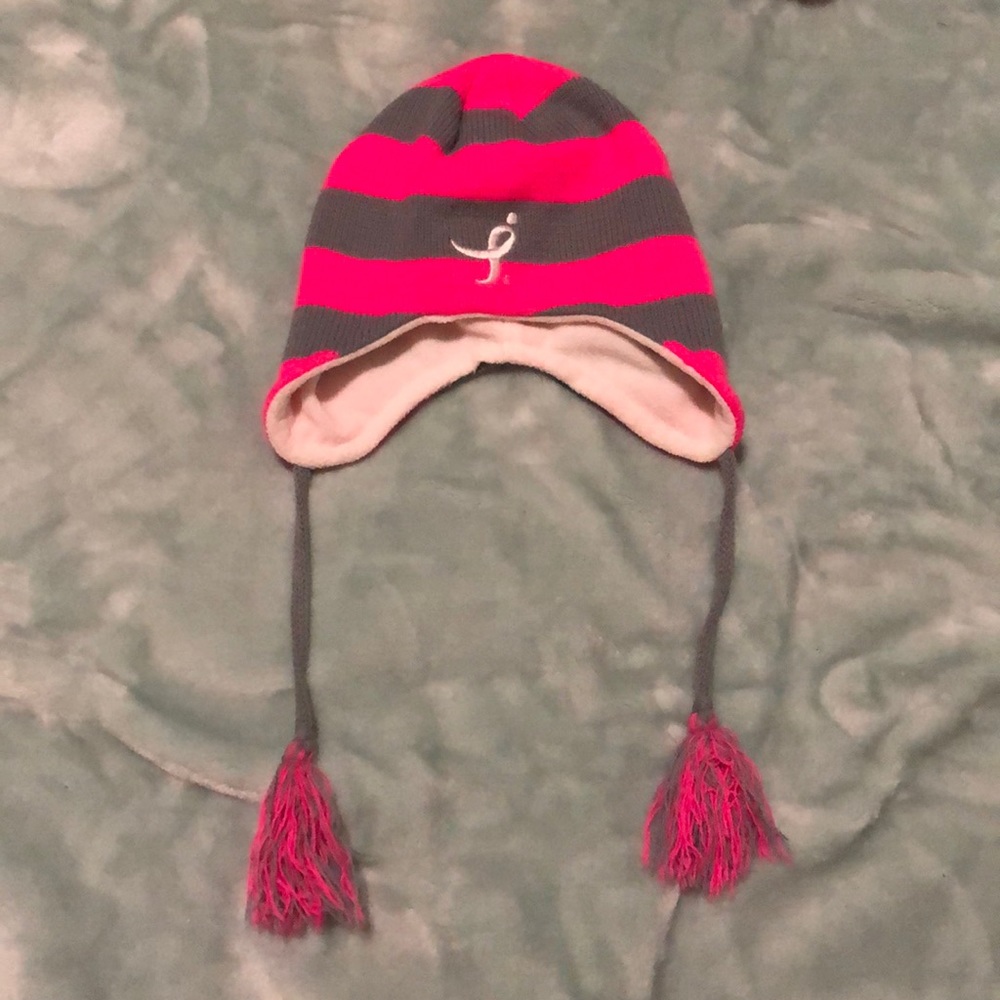 2 Stocking Caps - Picture 2 of 6